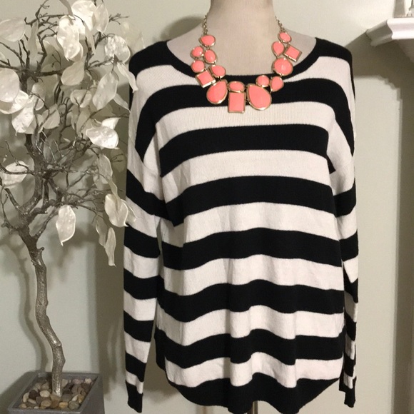 H&M Sweaters - H&M SWEATER